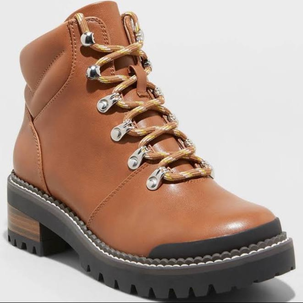 Universal Thread | Leather Lumberjack Fall Boots